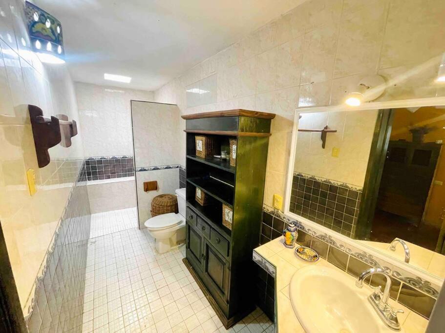 House Dzalbay Santa Lucia With Hot Tub Villa Merida Bagian luar foto